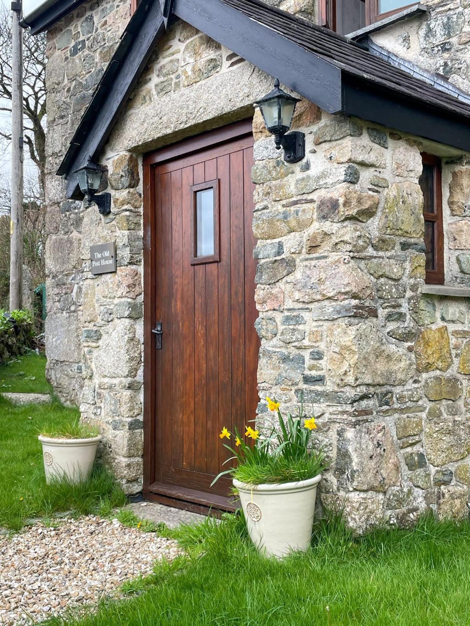 تافيستوك The Old Post House - Historic Dartmoor Home المظهر الخارجي الصورة